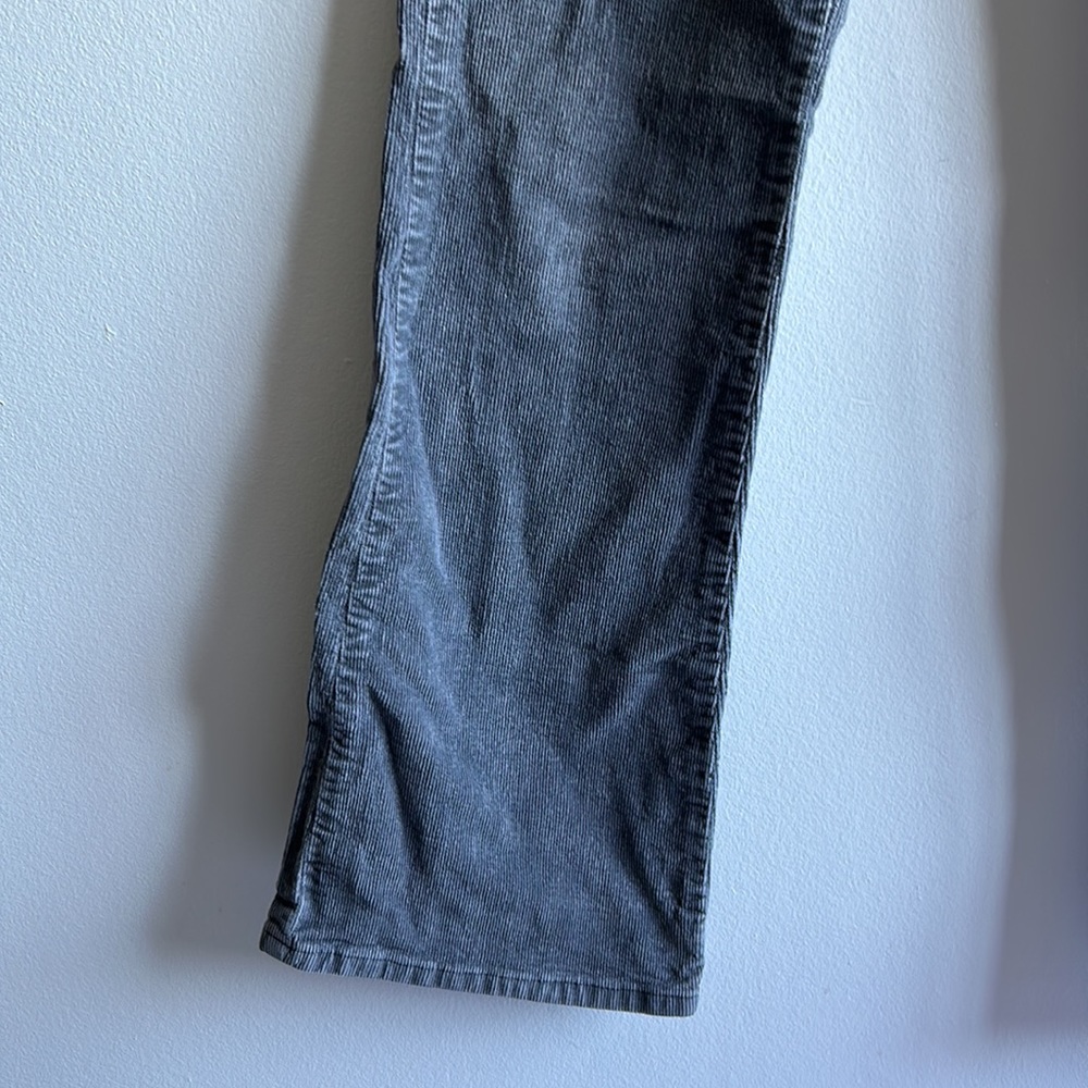 Superlow Levi’s Grey Corduroy Pants - Picture 3 of 6